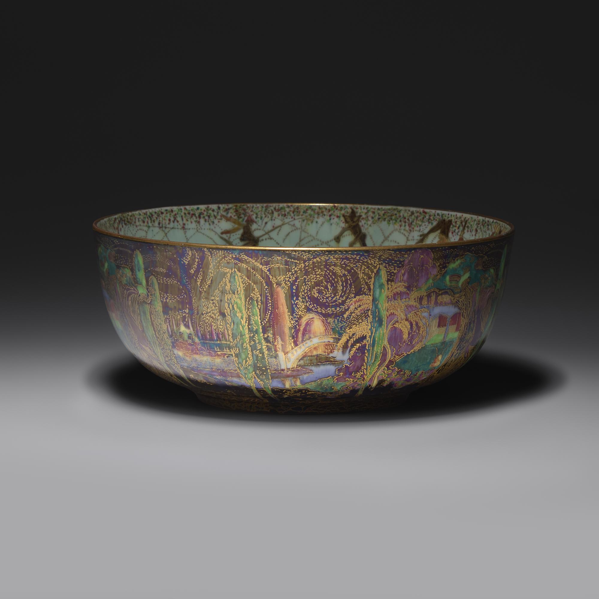 Fairyland Lustre Bowl, pattern Z0964