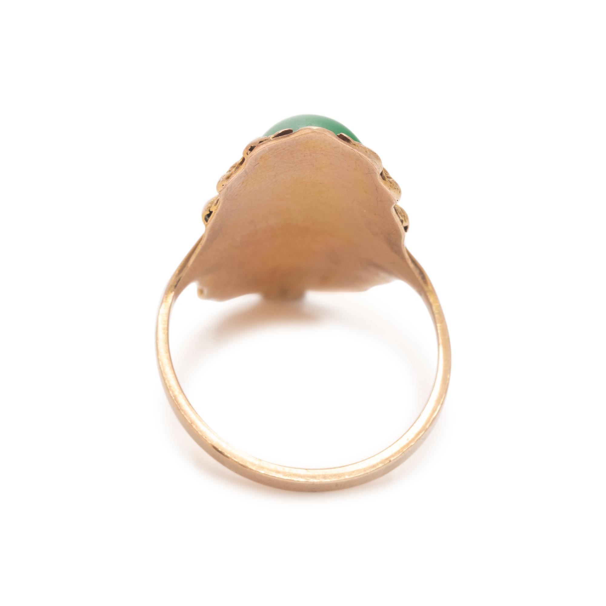 ARTS & CRAFTS, YELLOW GOLD AND JADE RING