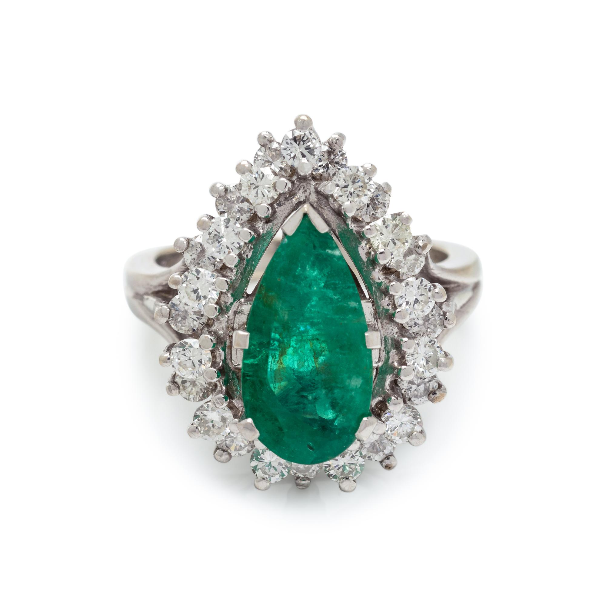 EMERALD AND DIAMOND RING