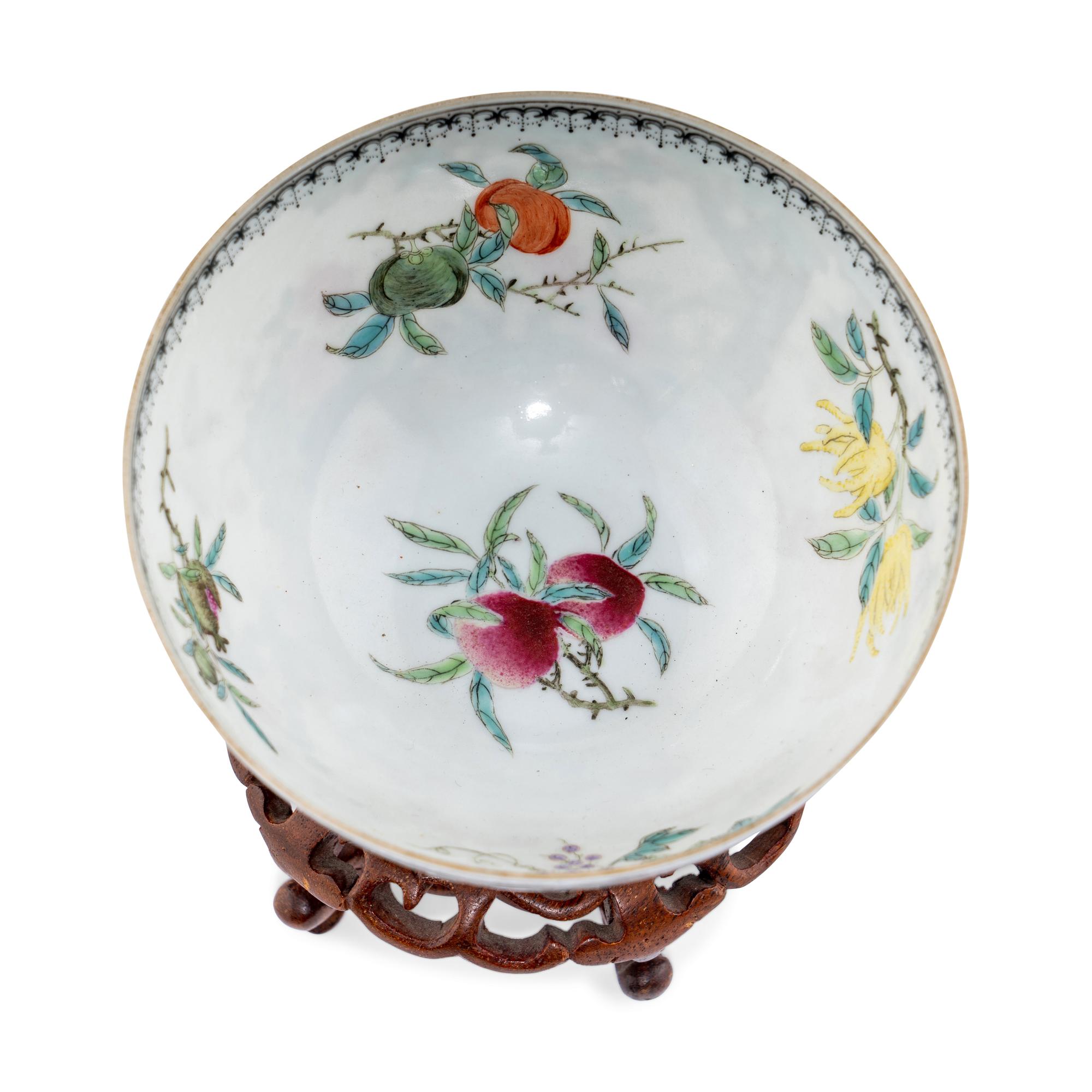 A Fine Chinese Famille Rose Eggshell Porcelain Bowl