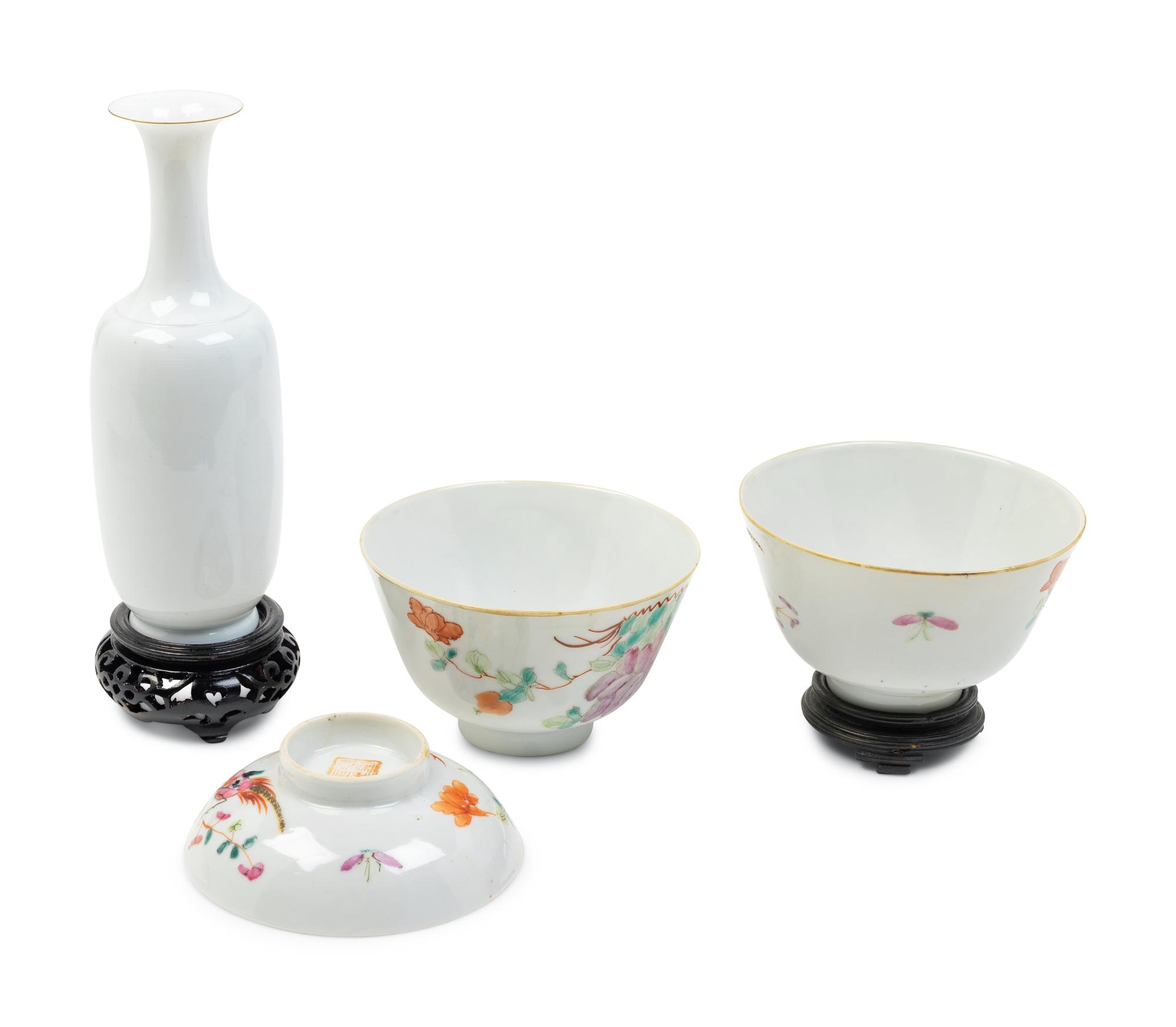 Three Chinese Famille Rose Porcelain Articles