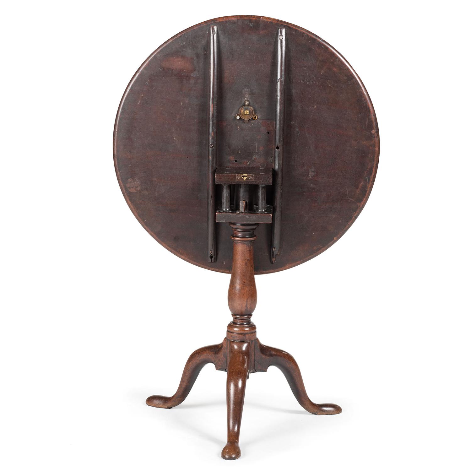 An English Mahogany Tilt Top Table