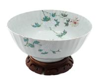A Chinese Export Porcelain Bowl