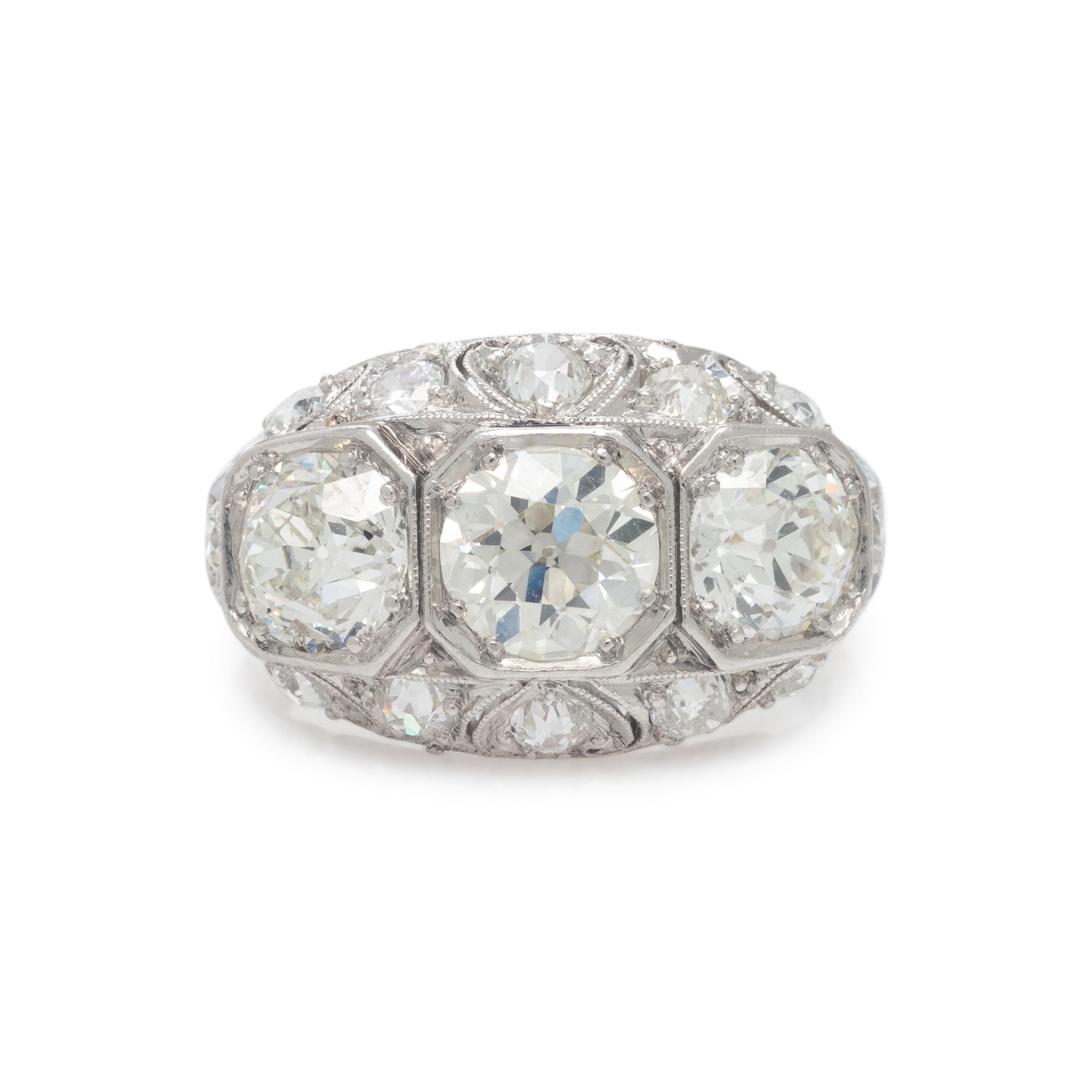 ART DECO, DIAMOND RING