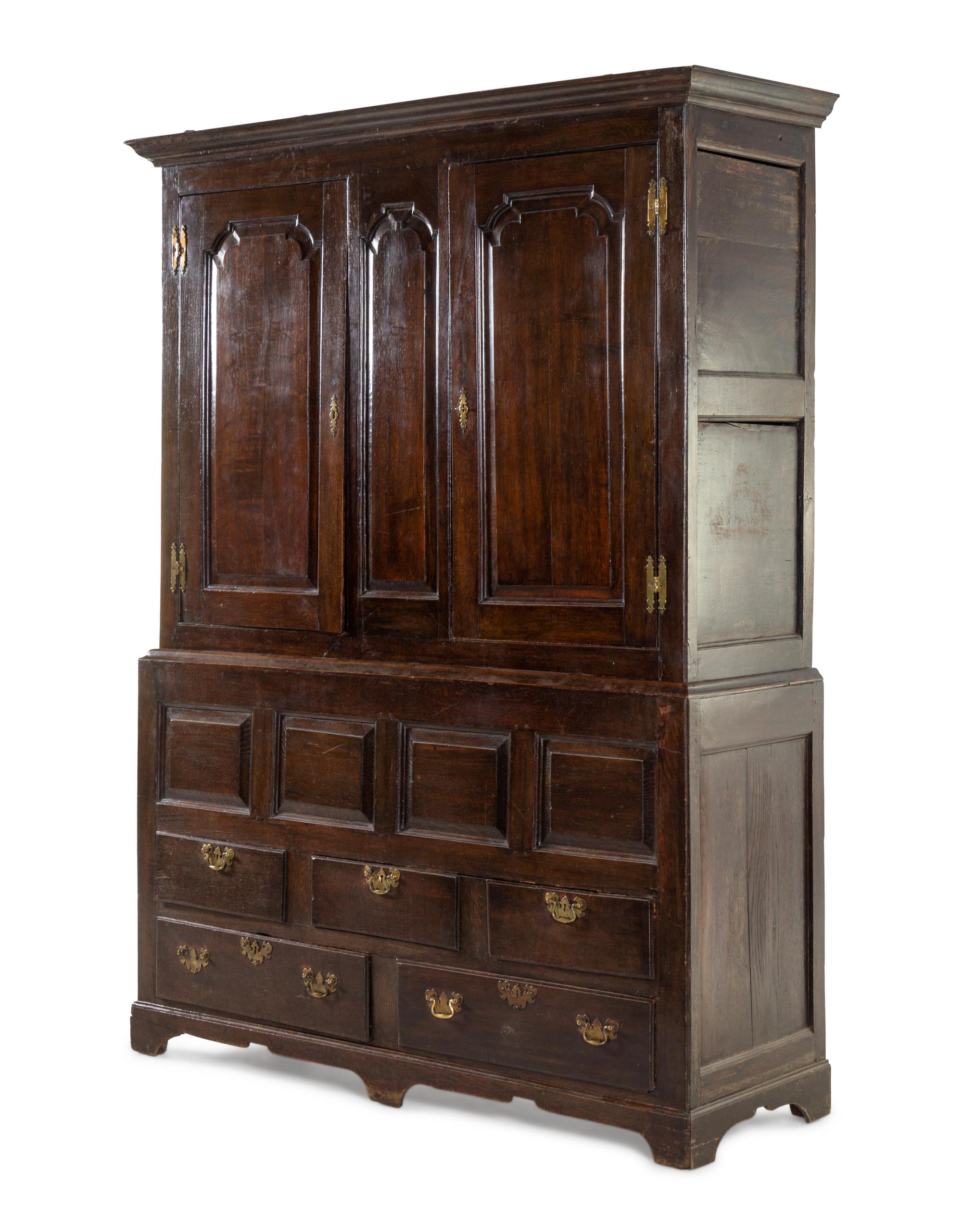A George III Oak Linen Press