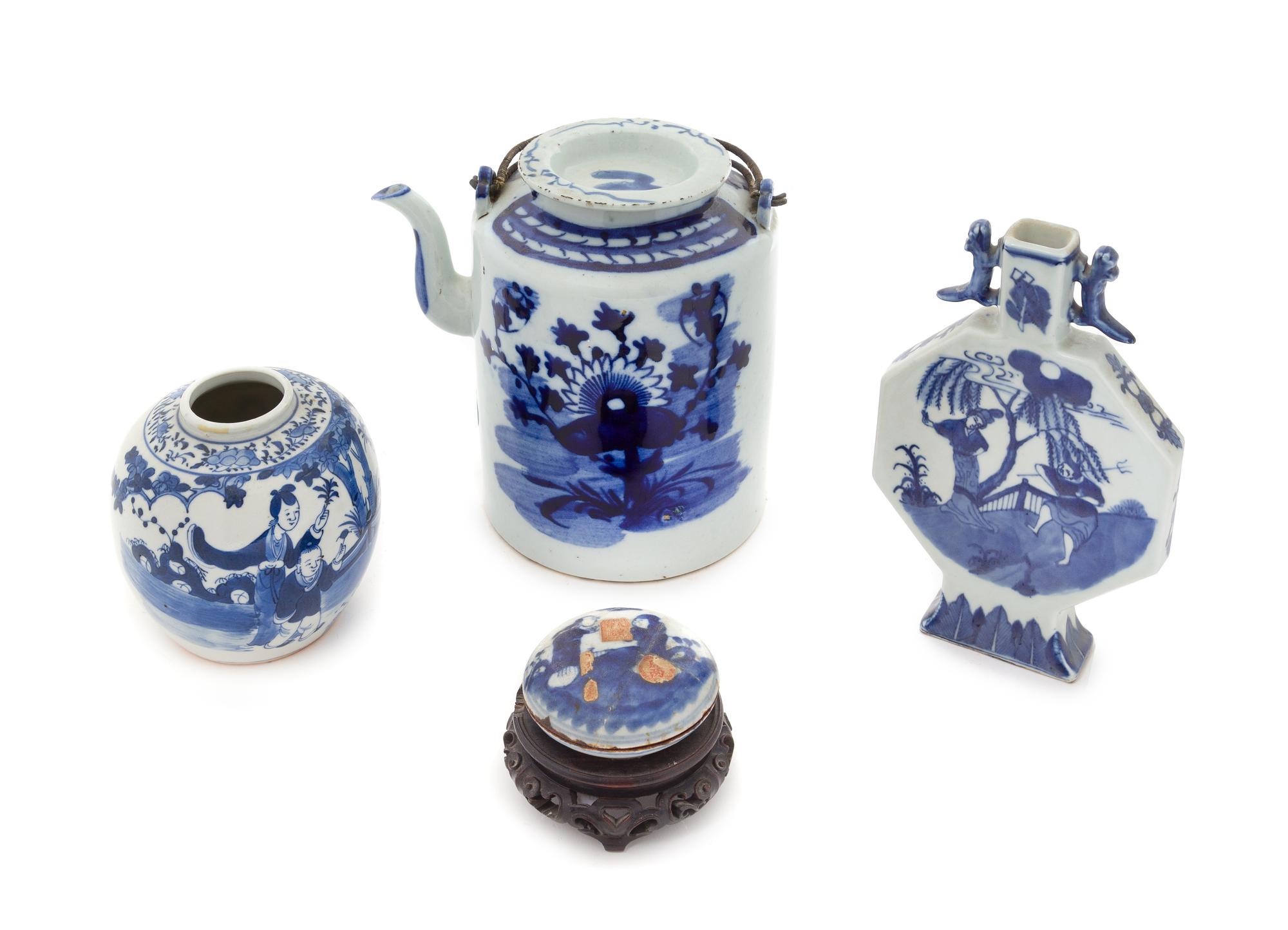 Four Chinese Blue and White Porcelain Articles Height of tallest 8 1/4 inches. — LATE QING DYNASTY