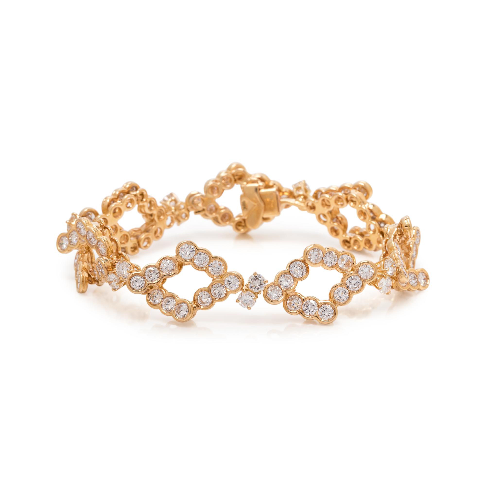FRENCH, DIAMOND BRACELET