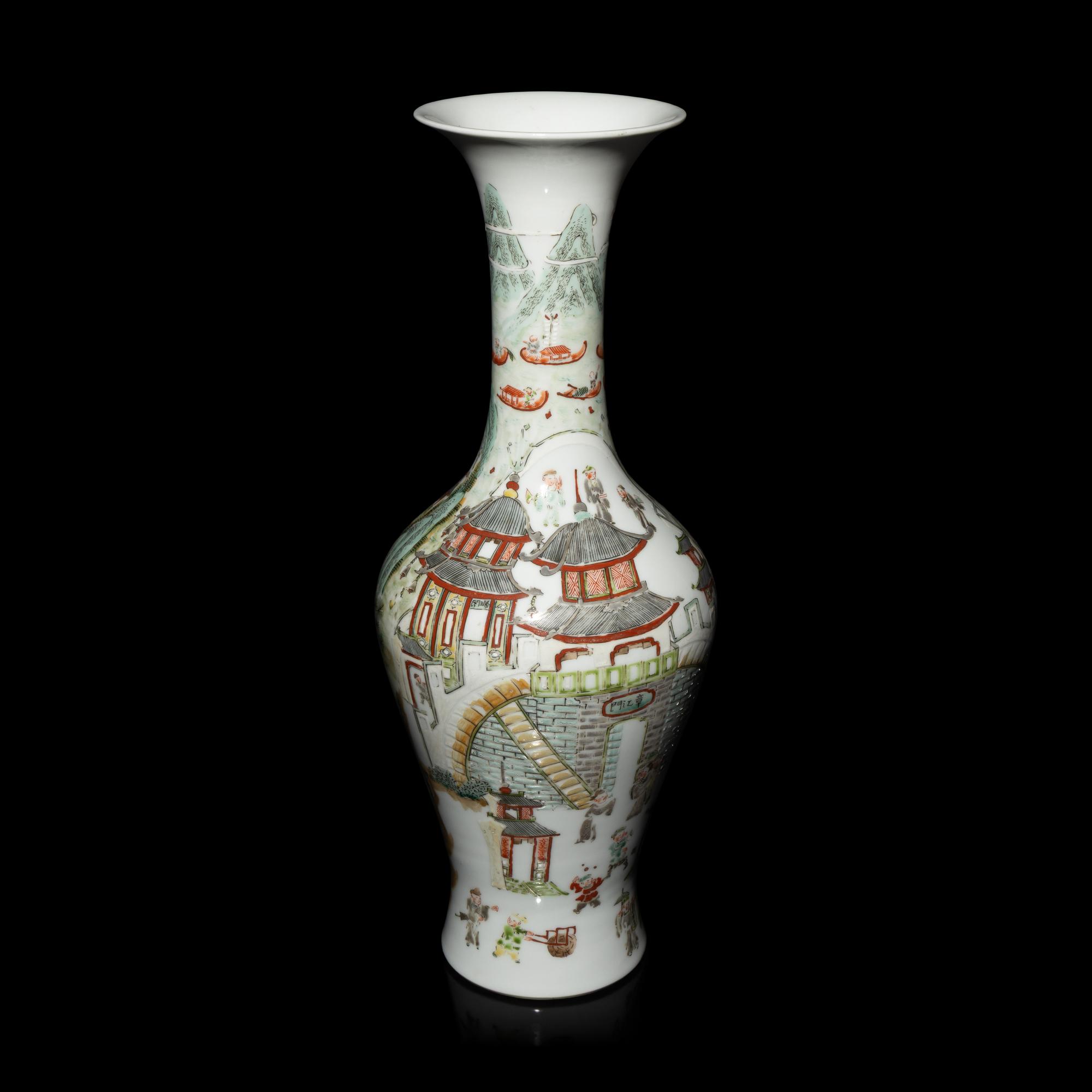 A Large Chinese Famille Rose Porcelain Vase, Late 19th-20th Century — 晚清-民國 粉彩山水人物圖瓶