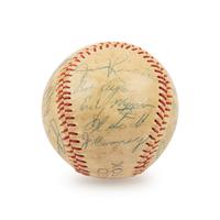 A 1958 Chicago White Sox Team Signed Autograph Baseball Including Nellie Fox (Beckett Authentication Services) - 29 Signatures