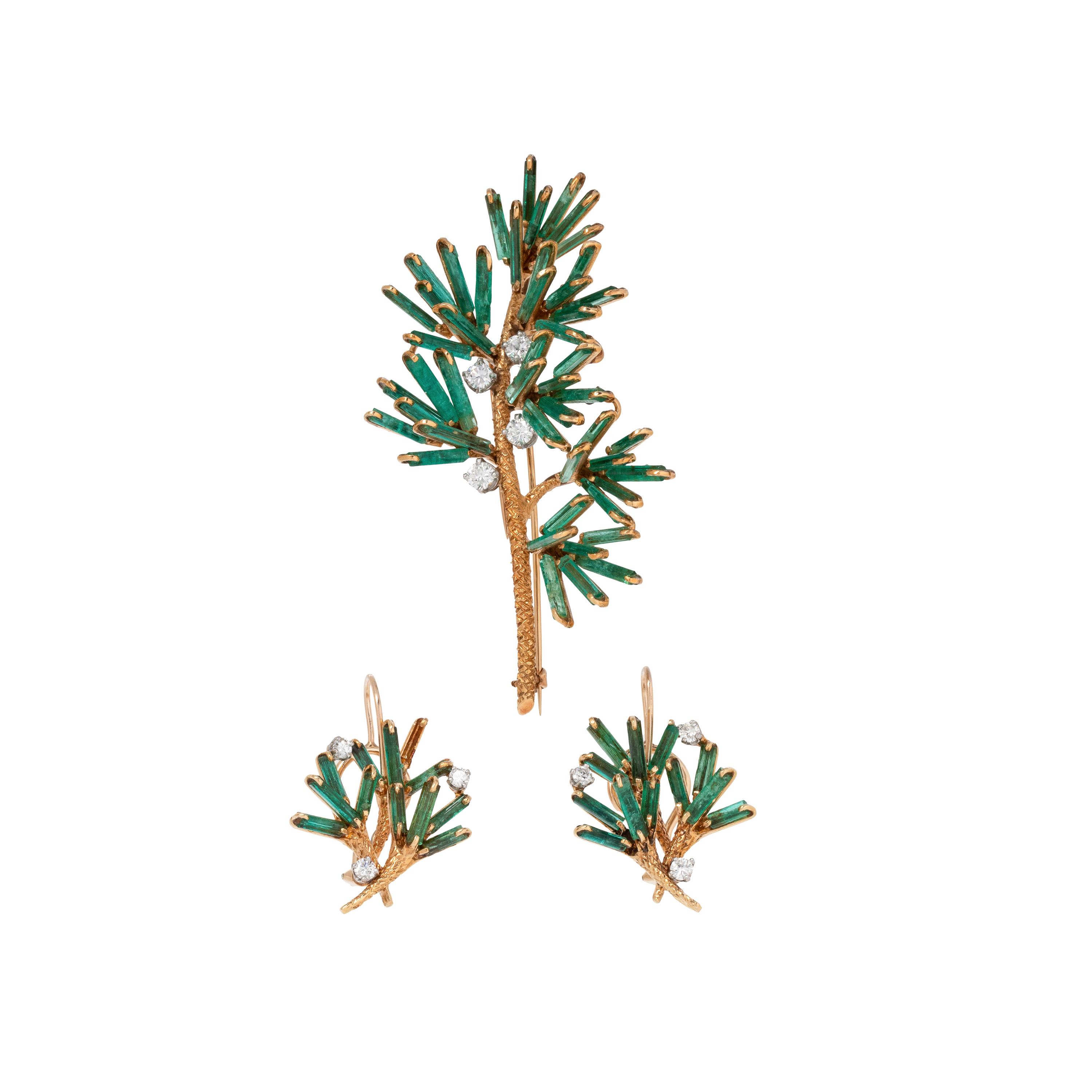 OLGA TRITT, YELLOW GOLD, EMERALD AND DIAMOND 'PINE NEEDLE' SET