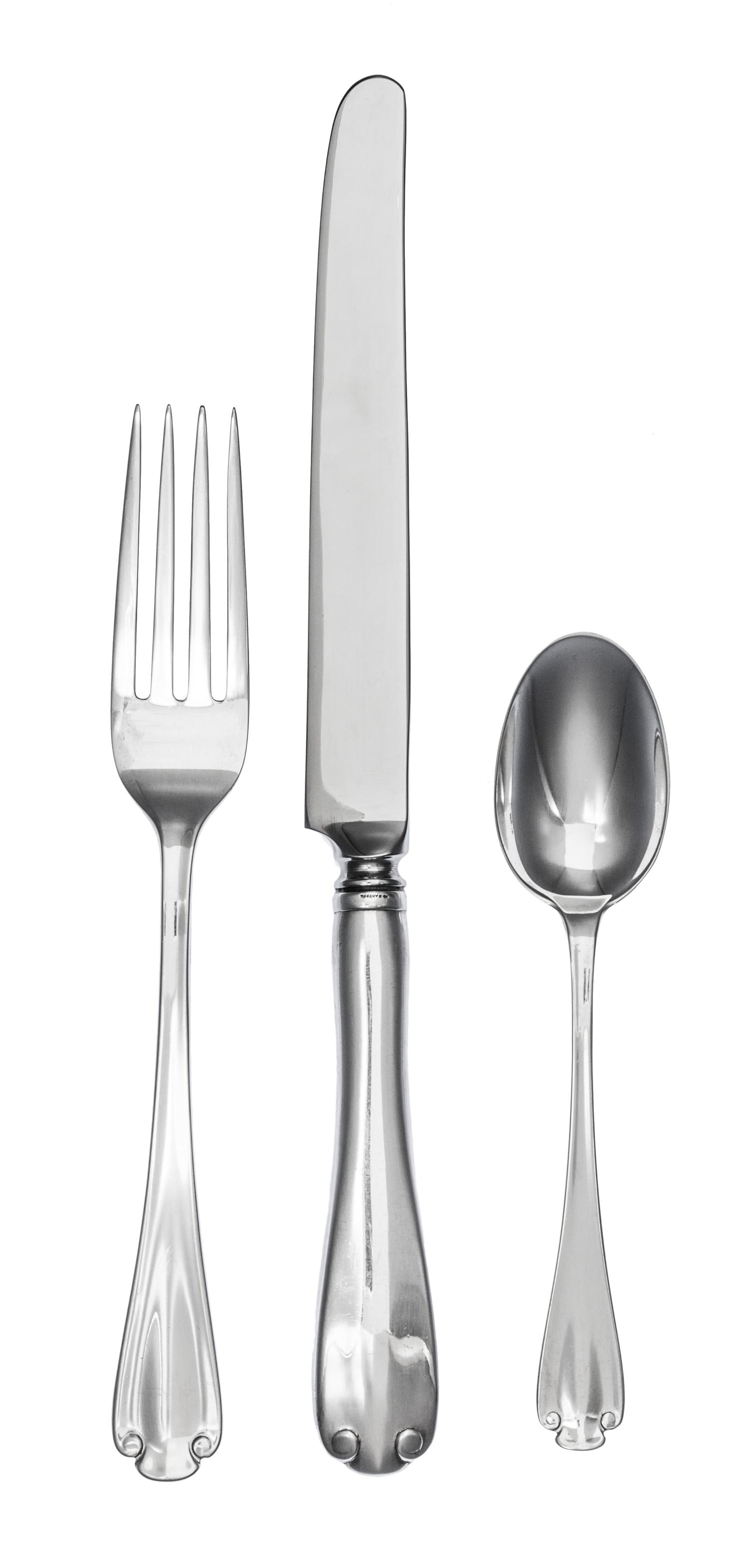 An American Silver Flatware Service, Tiffany & Co., New York, NY, First Half 20th Century, Flemish pattern, comprising: 12 dinner knive