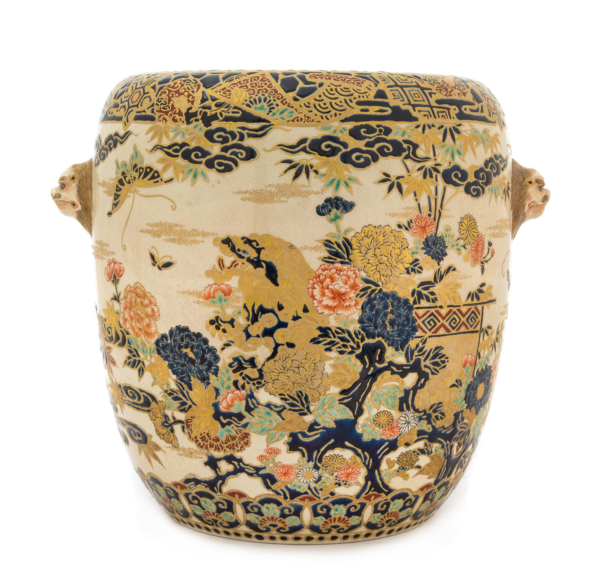 A Japanese Gosu Satsuma Vase 19TH CENTURY Height 10 1/2 x width 11 inches. — 19TH CENTURY