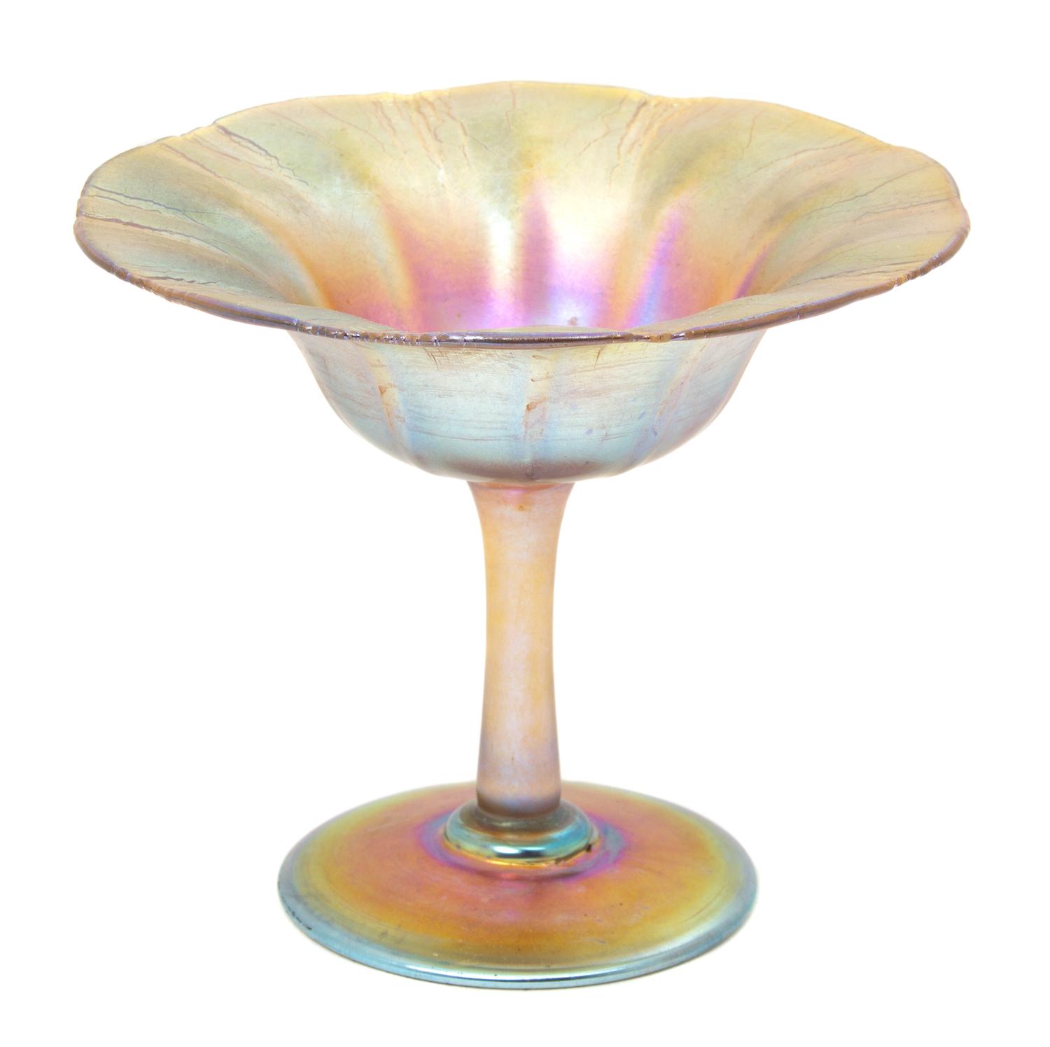 A Tiffany Studios Favrile Glass Compote Height 4 1/2 x diameter 5 1/2 inches. — EARLY 20TH CENTURY
