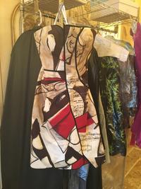 Oscar de la Renta Strapless Dress with a Music Print, 2000s Size label: 10