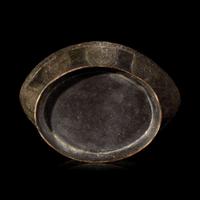 A large patinated bronze archaistic vase 仿古铜制大花瓶一件 18th/19th century or earlier ??????????