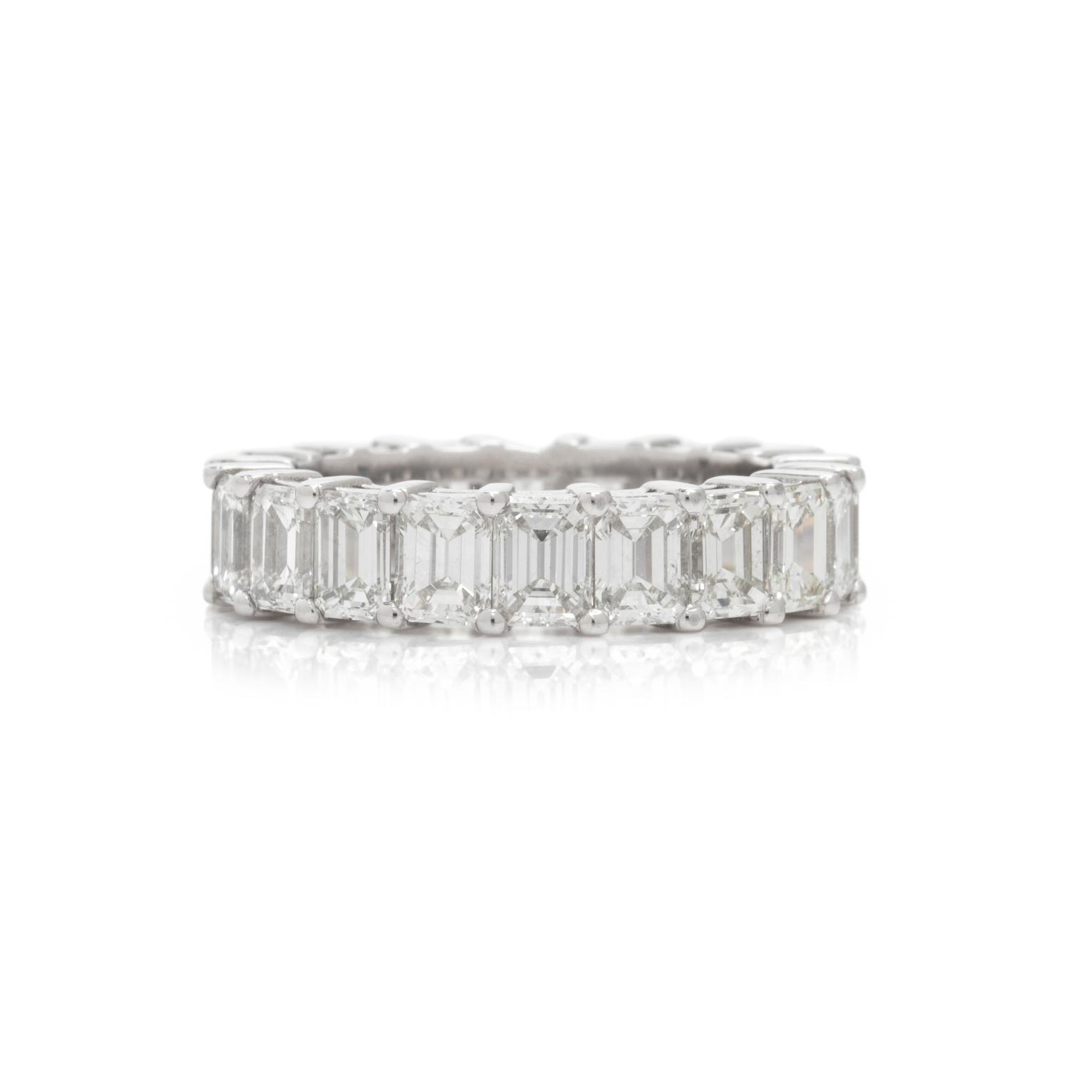 DIAMOND ETERNITY BAND