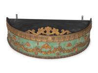 A Louis XVI Style Parcel Gilt, Painted and Carved Wood Bed Crown — 19TH/20TH CENTURY