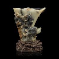 A Chinese Celadon and Grey Jade Libation Cup, Juebei 灰白玉龙纹爵杯
