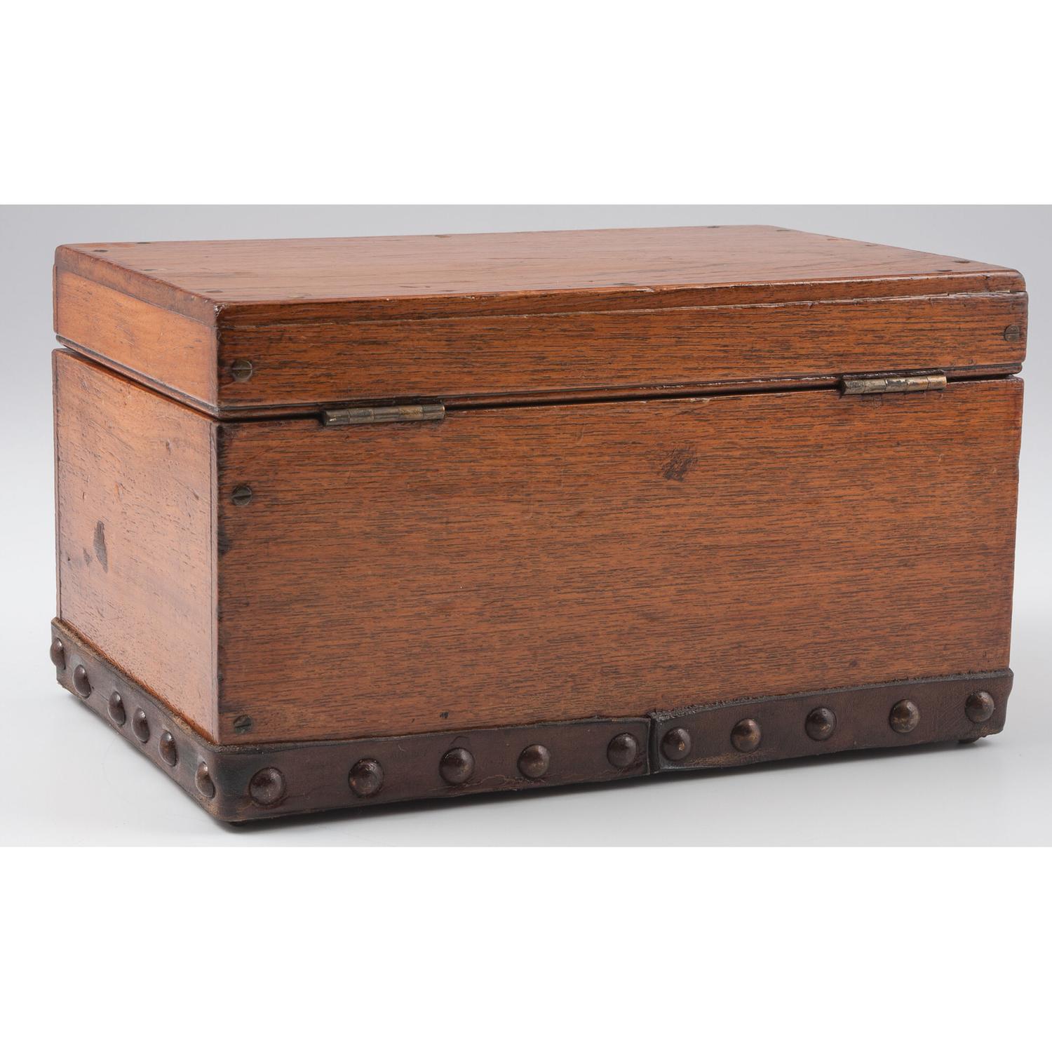Cattle Baron Albert Bothwell, Personal Gambling Box