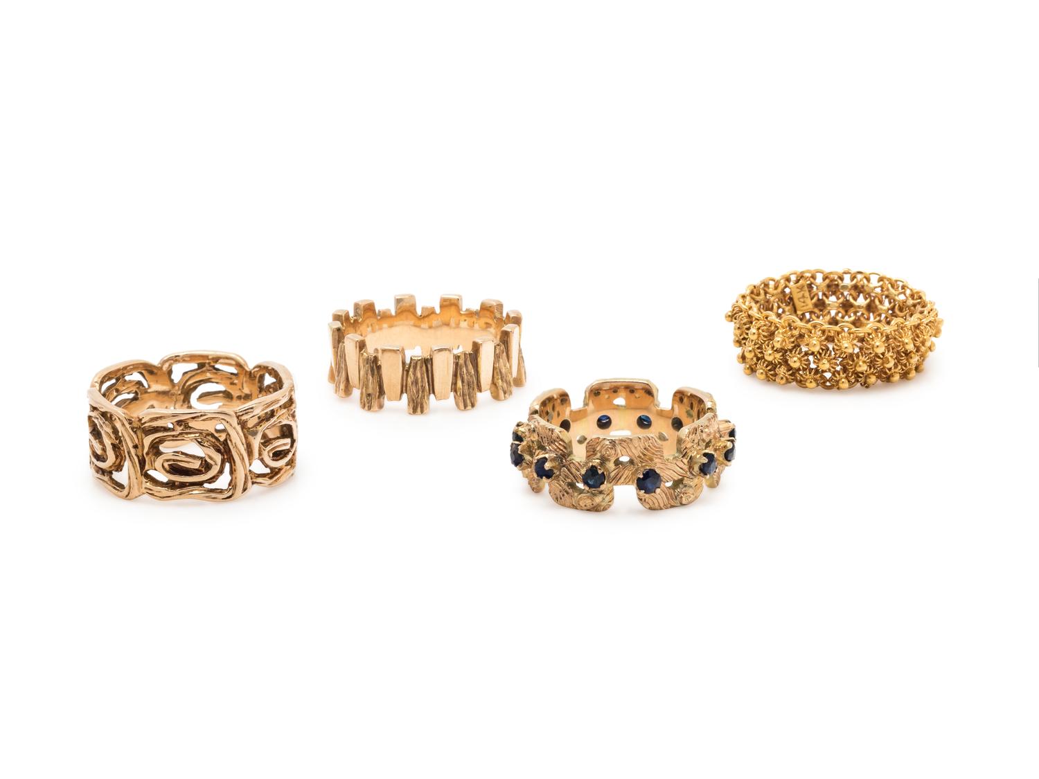 COLLECTION OF YELLOW GOLD RINGS