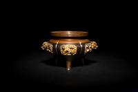 A Japanese Mixed Metal Inlaid Bronze Tripod Censer