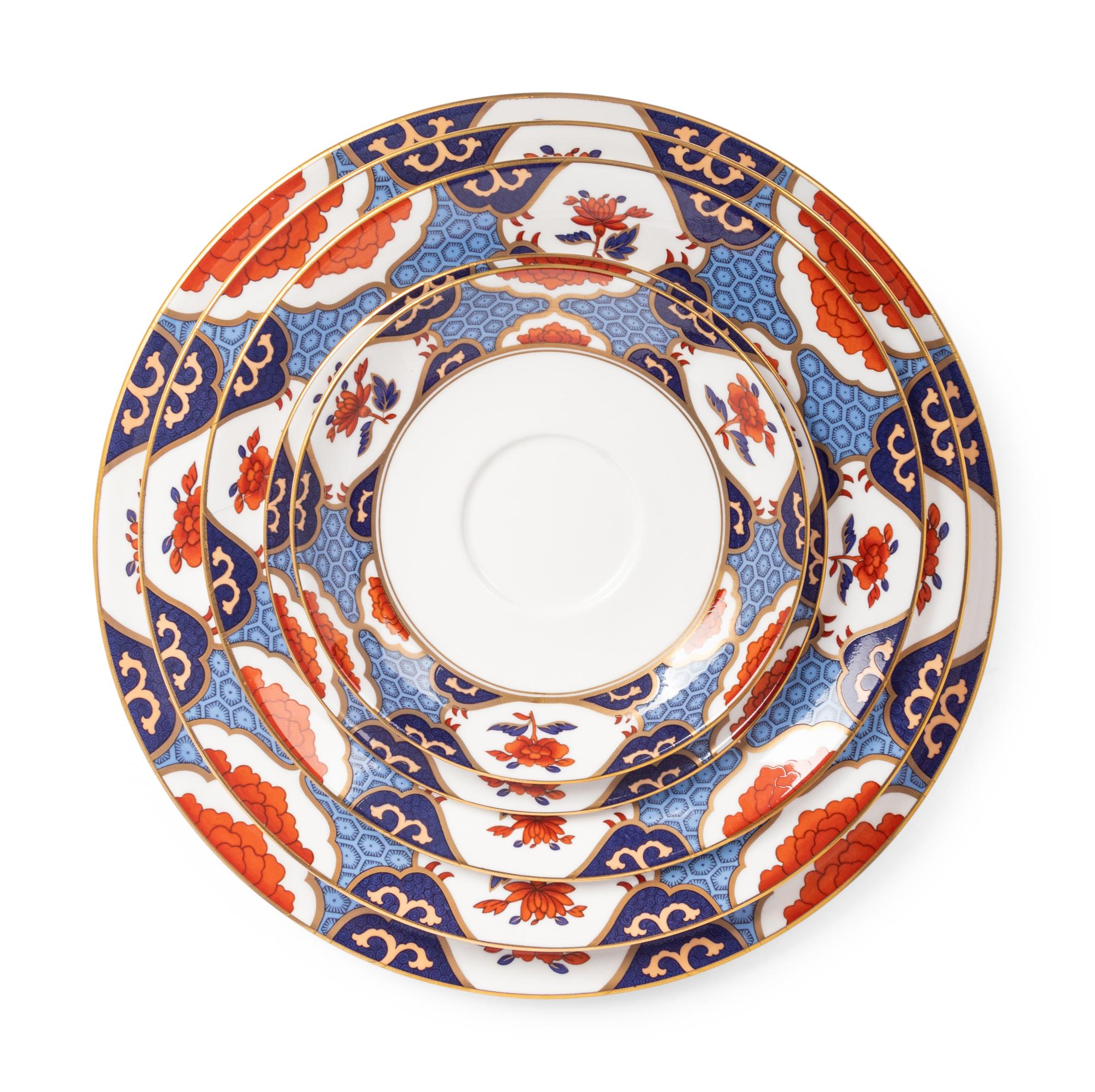 A Spode Porcelain Dinner Service