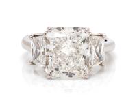 A Platinum and Diamond Ring, 5.70 dwts.