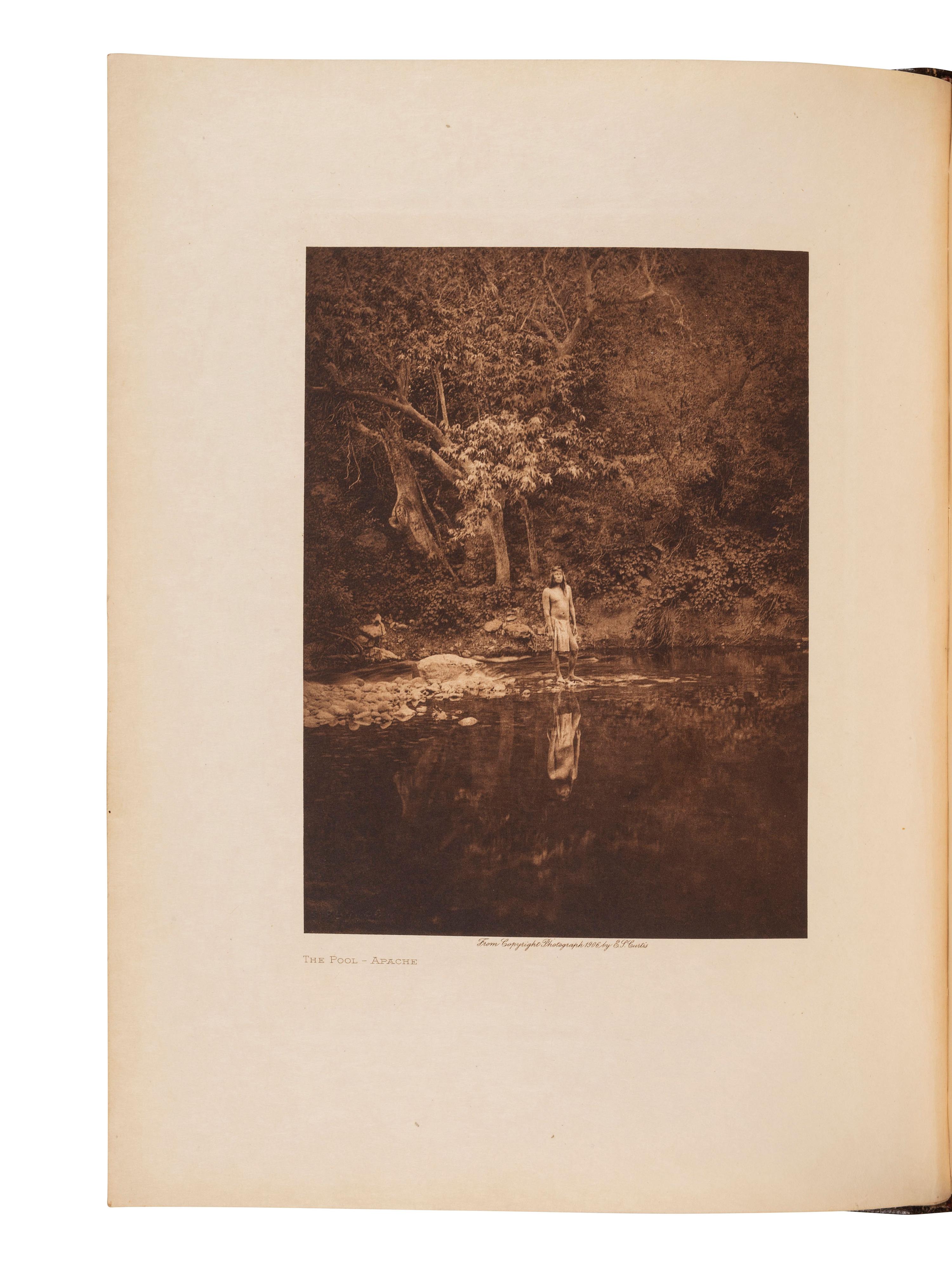 CURTIS, Edward (1868-1952). The North American Indian. Being a Series of Volumes Picturing and Describing the Indians of the United States and Alaska. Cambridge, MA: University Press, 1907. Volume 1.