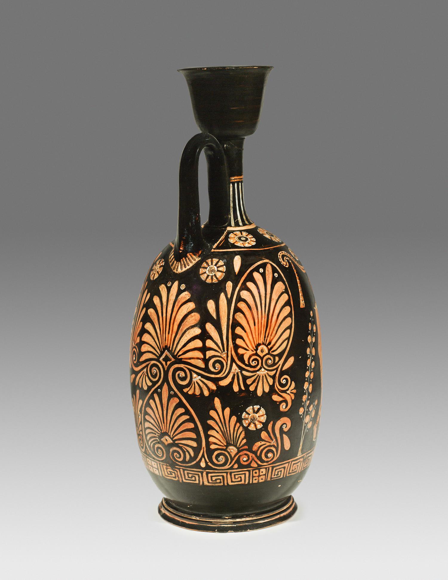 An Apulian Red-Figured Squat Lekythos