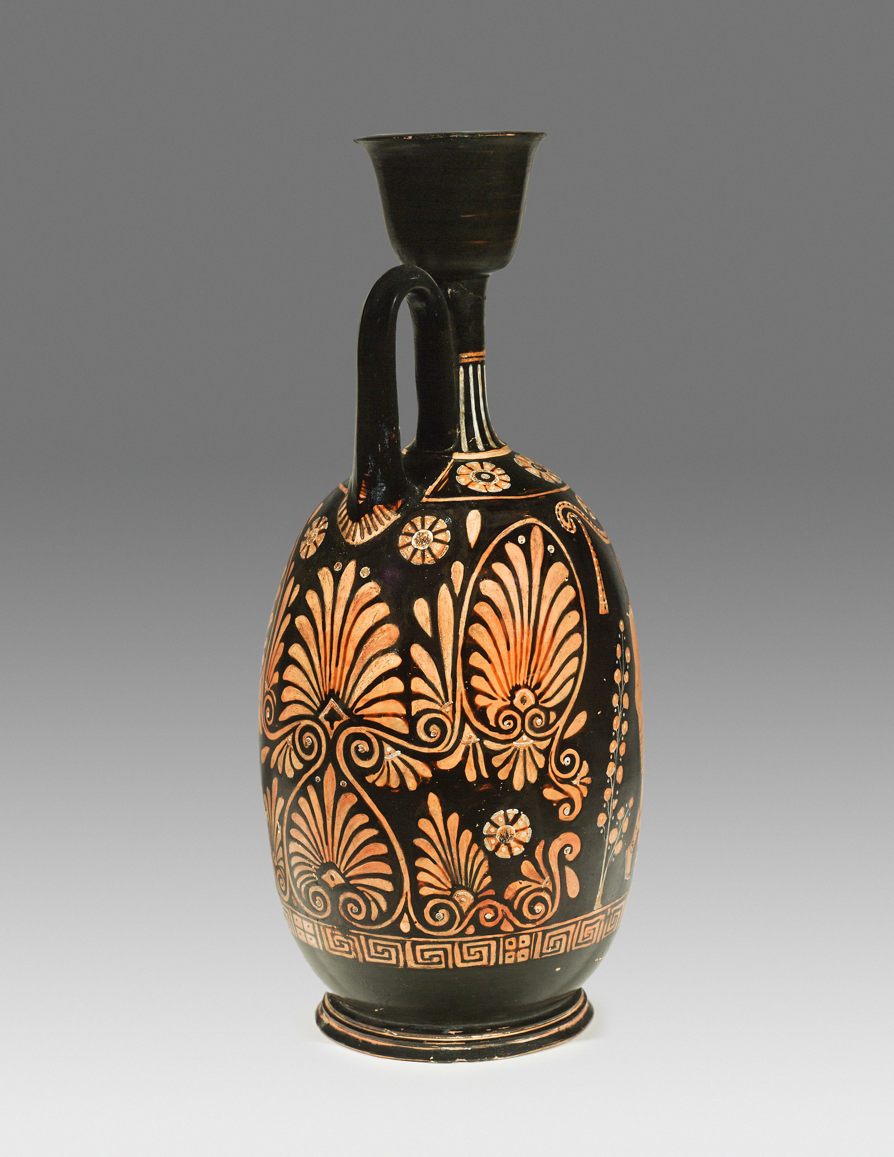 An Apulian Red-Figured Squat Lekythos