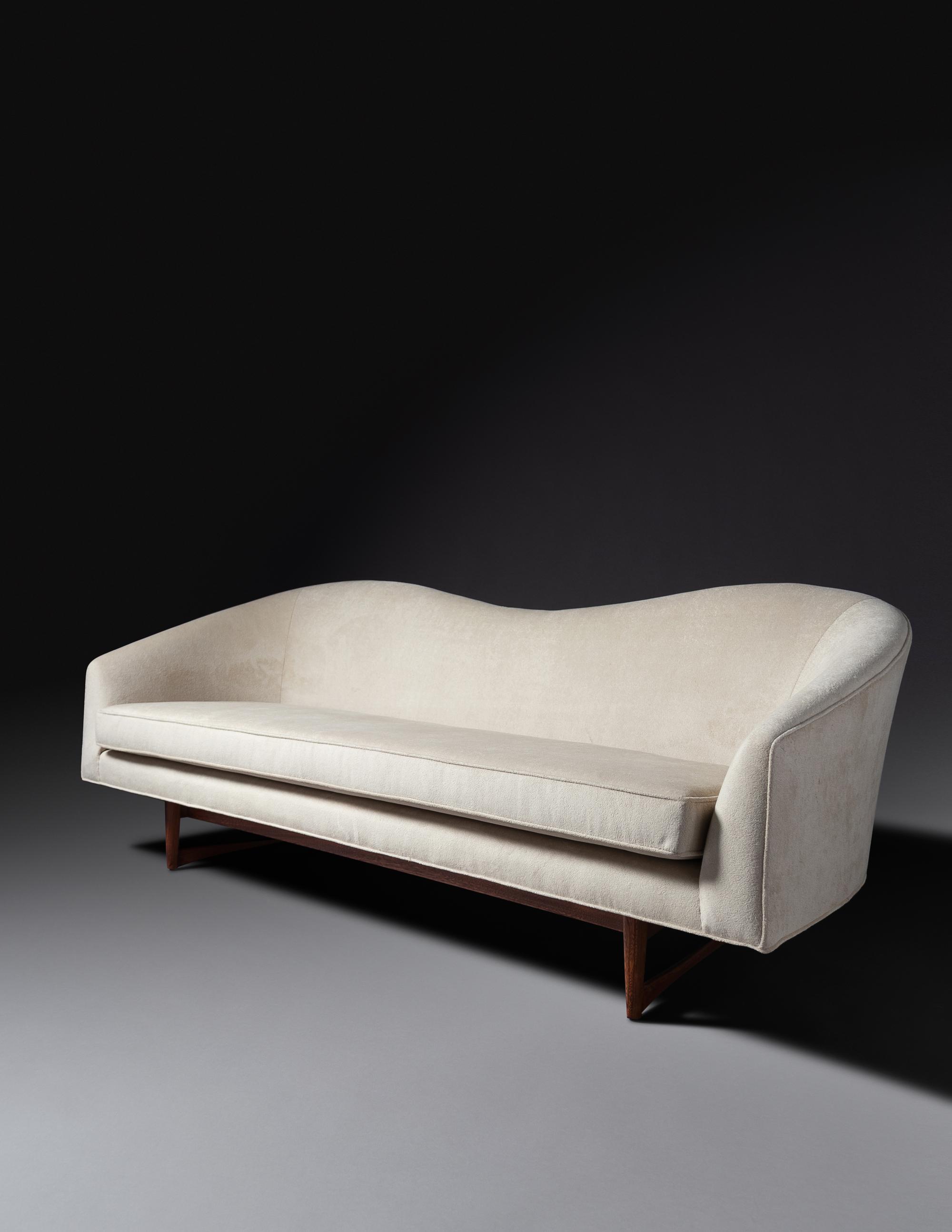 Camelback Sofa, Nemschoff, USA