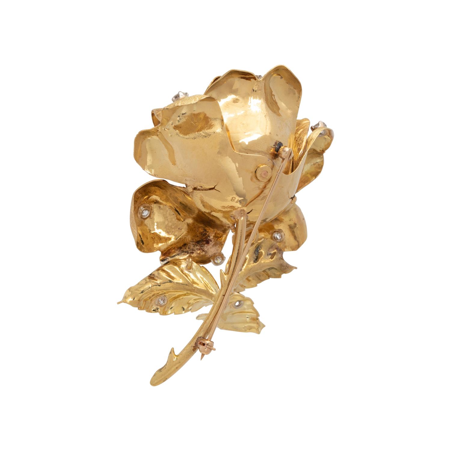 YELLOW GOLD AND DIAMOND ROSE BROOCH