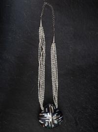 Kewa Five-strand Pearl Necklace, with Inlaid Spiny Oyster Pendant