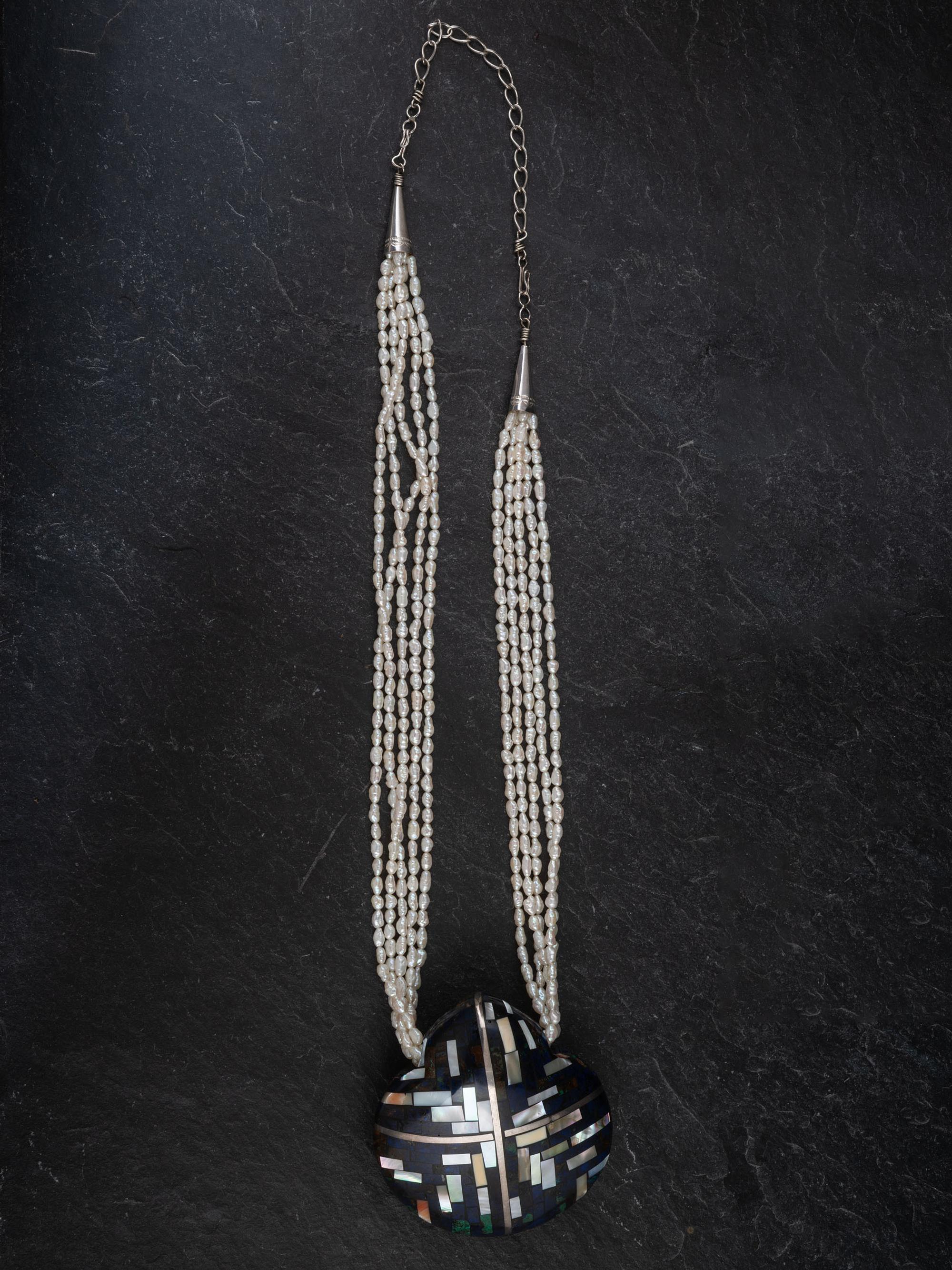 Kewa Five-strand Pearl Necklace, with Inlaid Spiny Oyster Pendant