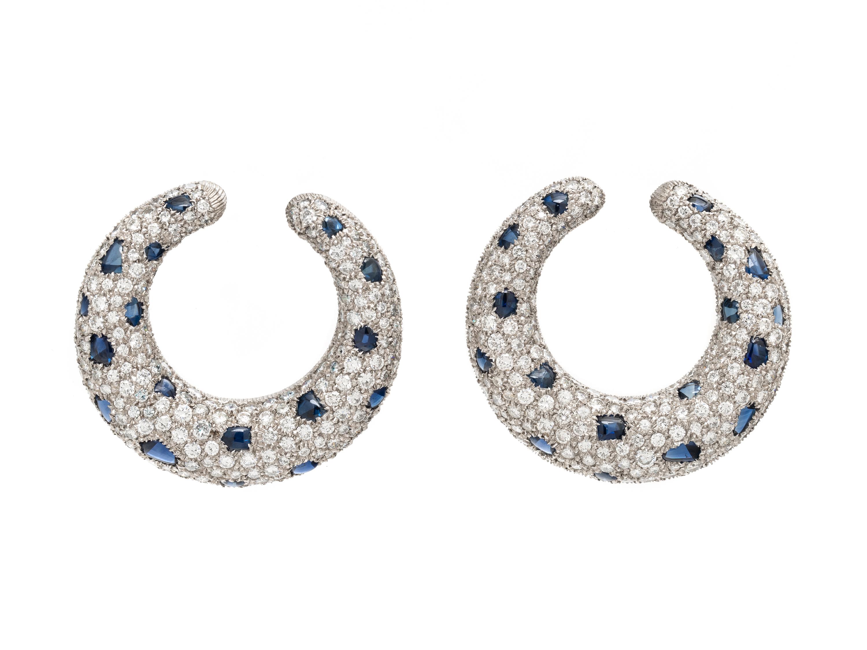 CARTIER, DIAMOND AND SAPPHIRE 'PANTHÈRE' HOOP EARRINGS