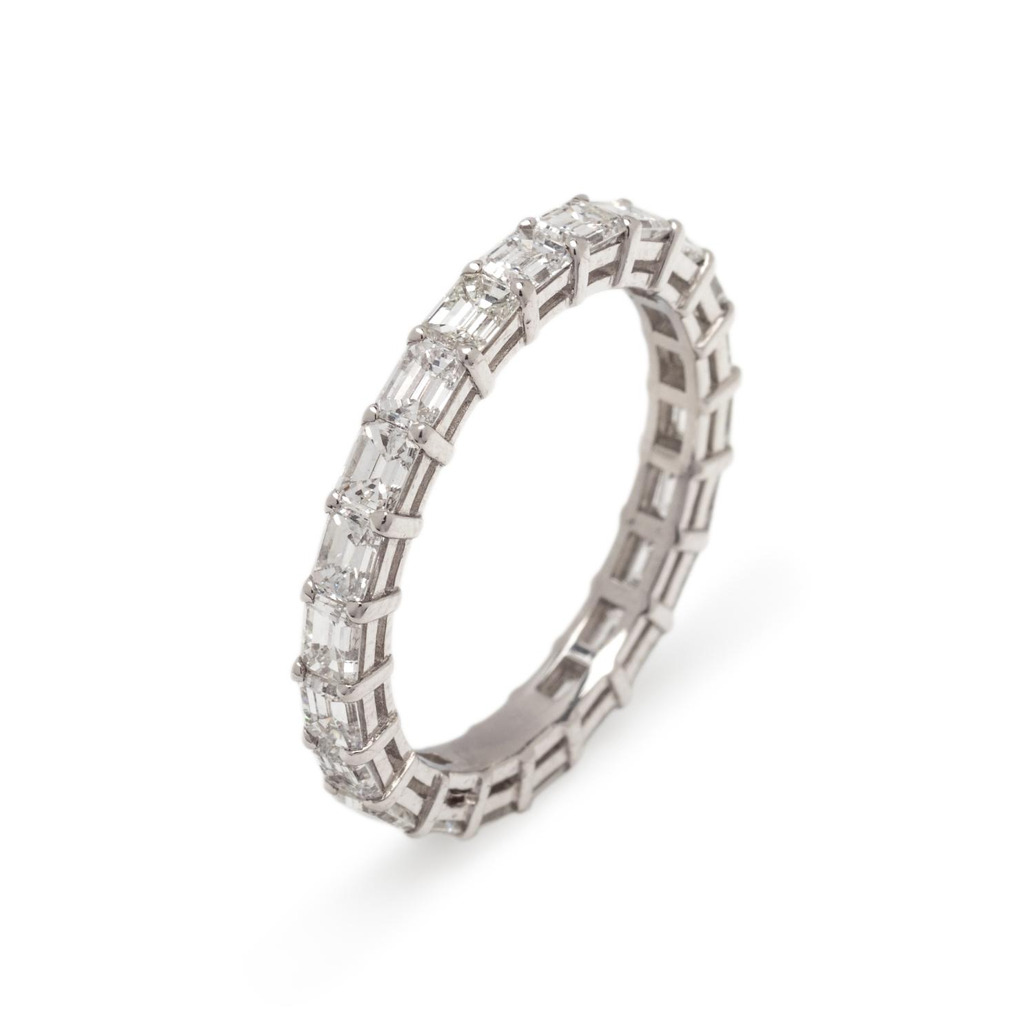 DIAMOND ETERNITY BAND