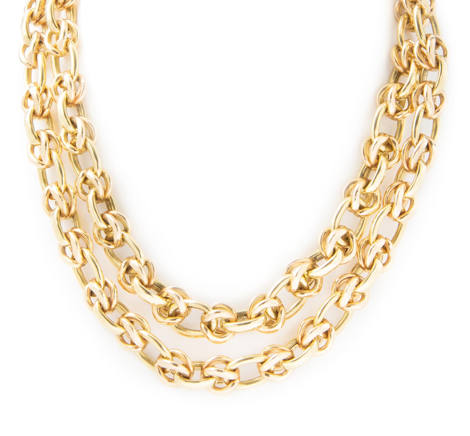An 18 Karat Yellow Gold Knotted Link Longchain, 62.00 dwts.