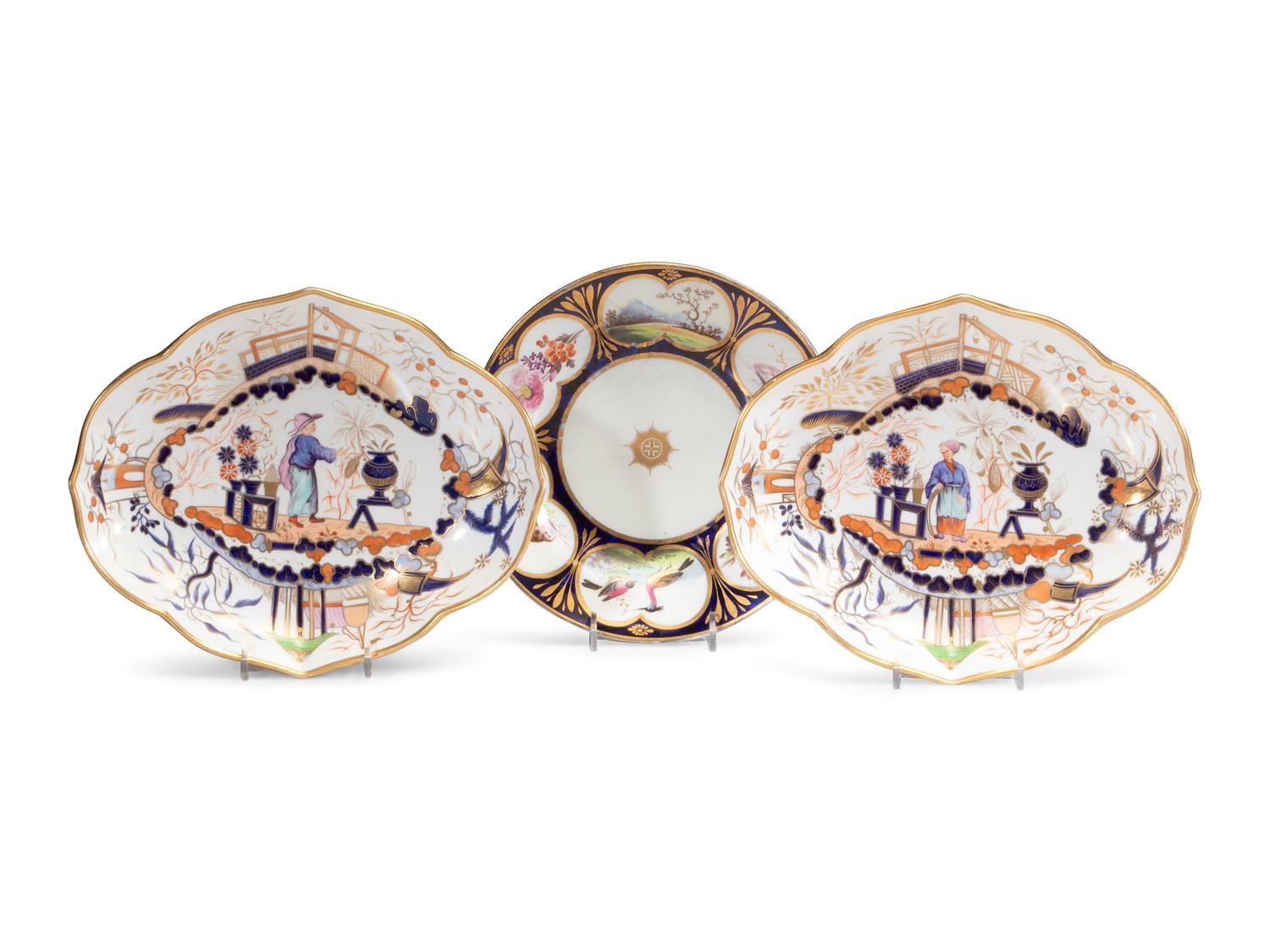 A Pair of Coalport Chinoiserie Decorated Sweetmeat Dishes