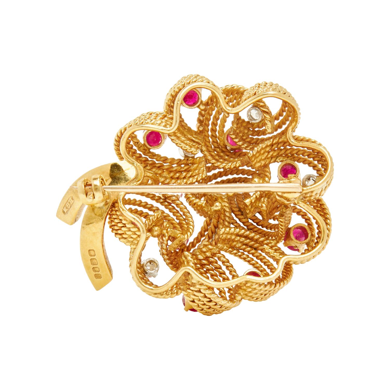 YELLOW GOLD, RUBY AND DIAMOND SET