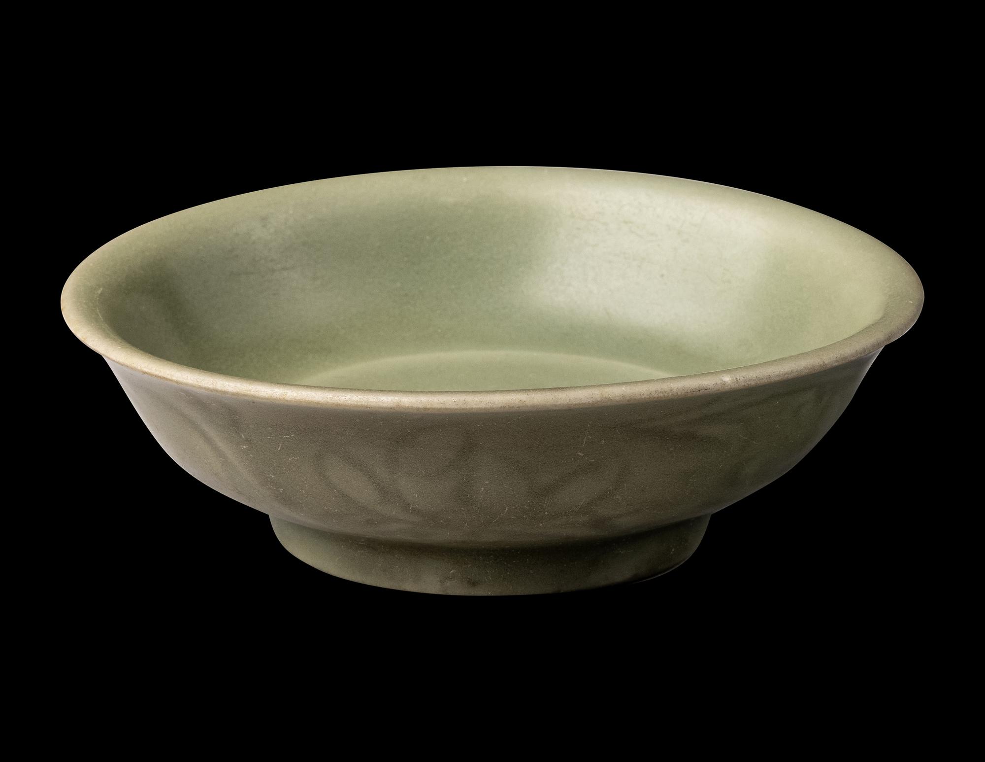 A Chinese Longquan Celadon Glazed Porcelain Dish
