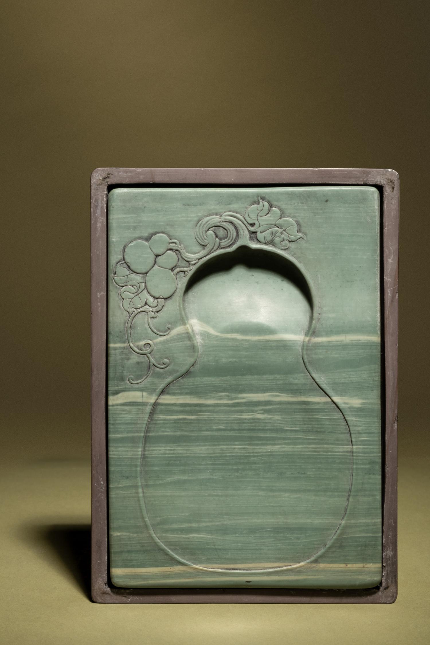 A Double-Gourd Tao Ink Stone, Songhua Ink Stone Box and Cover