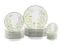 A Vio’s Faience Dinner Service