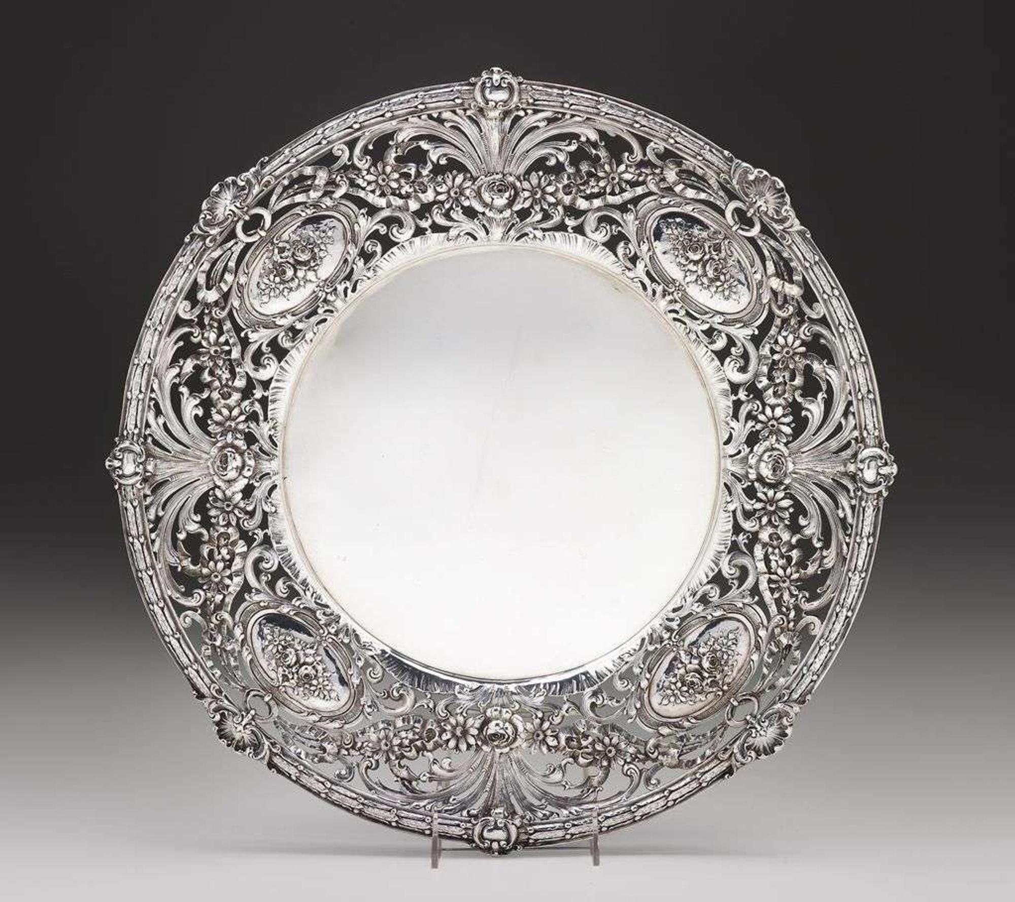 Sterling silver tray redlich & co., new york, late 19th/early 20th century