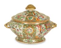 A Chinese Rose Medallion Porcelain Tureen and Cover