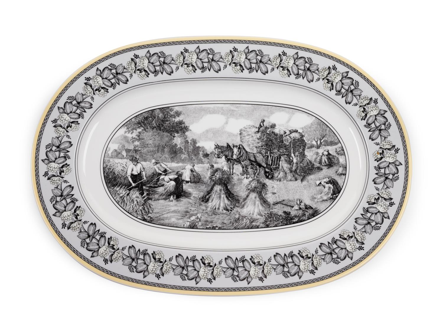 A Villeroy & Boch Audun Chasse Dinner Service