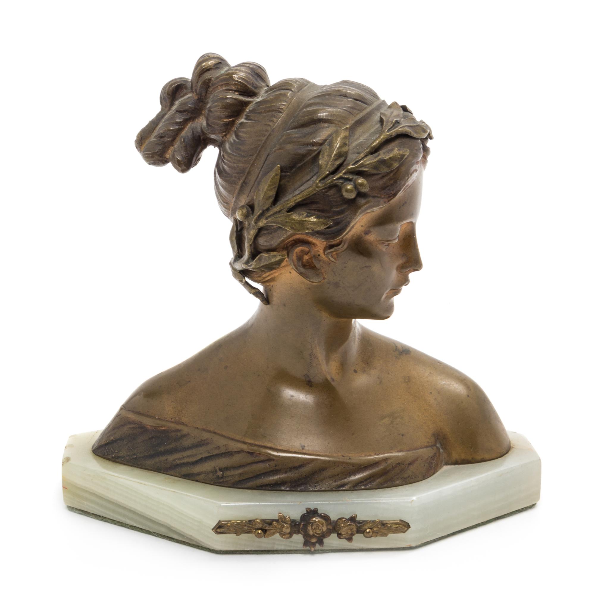 A Continental Gilt Bronze and Onyx Bust Height 5 1/4 inches. — 19TH CENTURY
