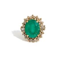 EMERALD AND DIAMOND RING