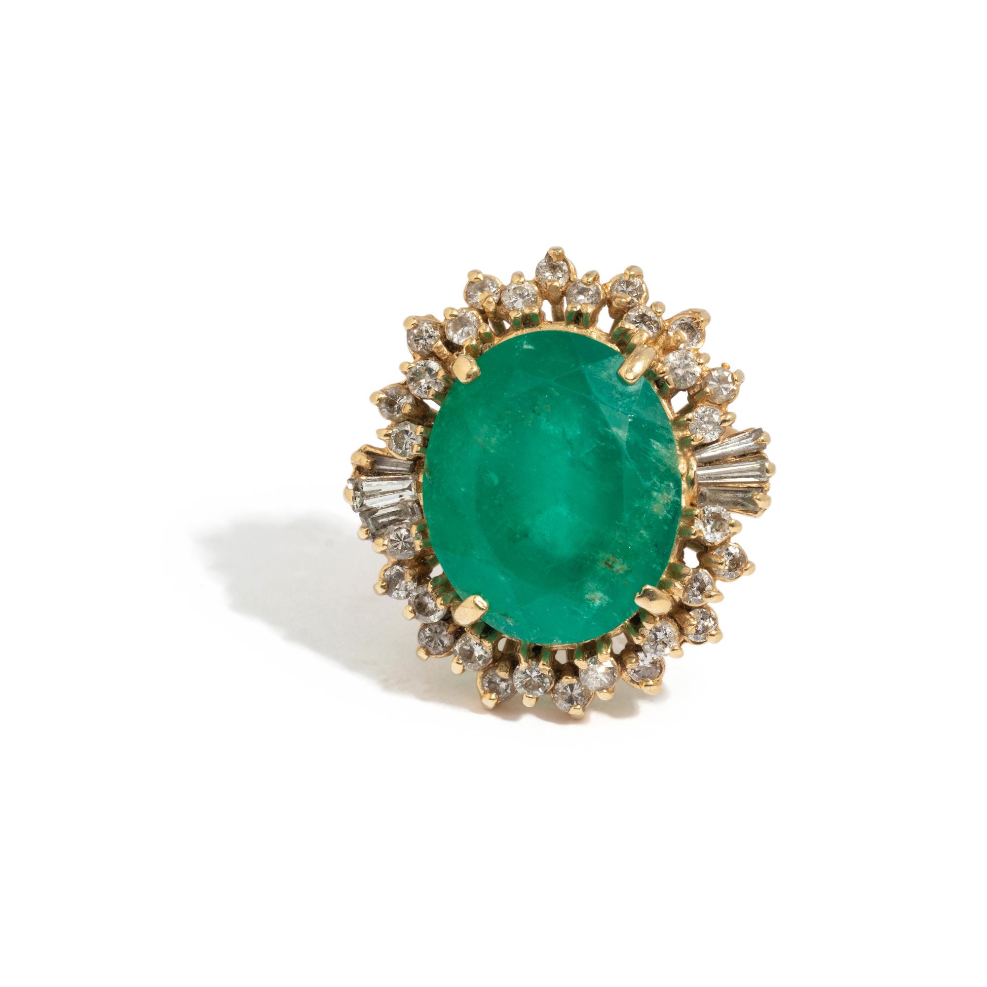 EMERALD AND DIAMOND RING