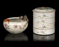 Two Chinese Famille Rose Porcelain Articles
