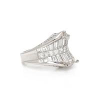 DIAMOND AND PLATINUM RING